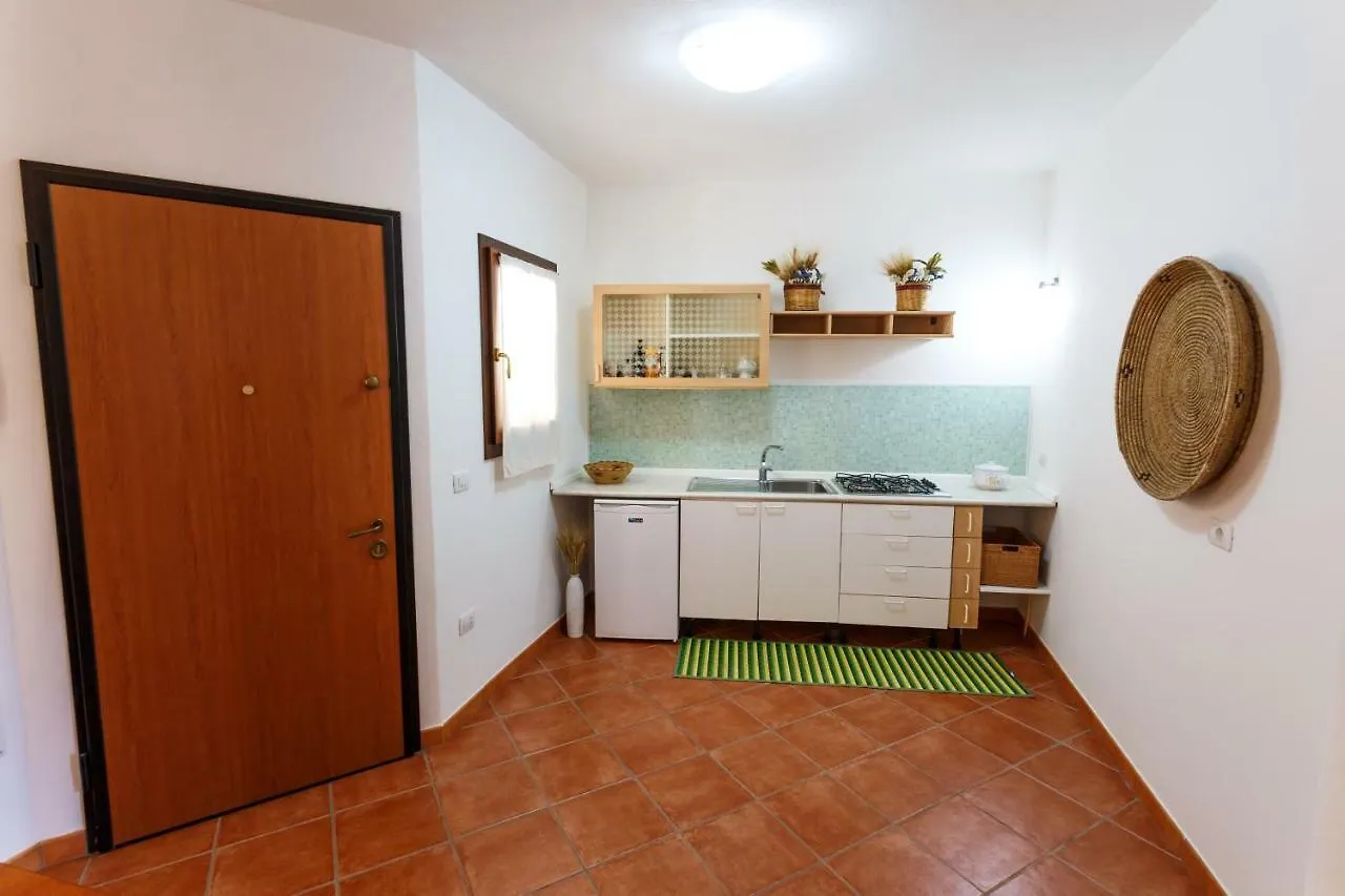 La Colbula Bed & Breakfast Castelsardo 0*,